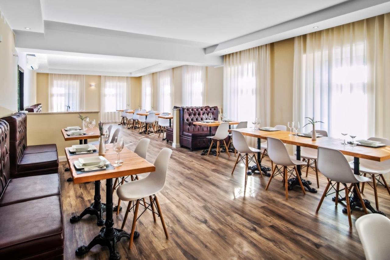 Toscanina Garni Hotel Dobrovo Eksteriør billede